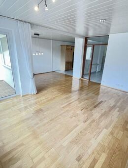 Helle 3-4 Zimmer Eigentumswohnung in Gärtringen - Gärtringen