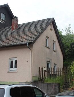 **REDUZIERTE MAKLERGEBÜHR** - gestalten Sie selbst - Wohnhaus mit 120 qm Wohnfläche - Buchen (Odenwald)