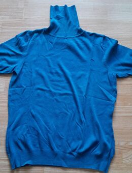 blauer kurzärmliger Rollkragen-Pulli Gr. 40 von bpc - Gaggenau