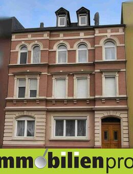 1367 - 12-fache Jahresmiete: Gepflegtes Mehrfamilienhaus in Hof - Hof