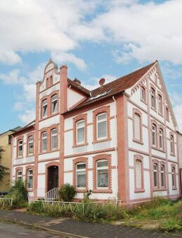 Altbaucharme mit Entwicklungspotenzial: 6-Parteien-MFH in Rahden - Rahden