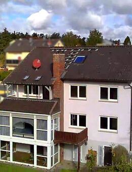 Gepflegtes Mehrfamilienhaus in schöner Lage von Oberdürrbach bei Würzburg - Würzburg