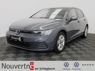 VW Golf, 1.5 TSI VIII Life, Jahr 2020 - Solingen (Klingenstadt)