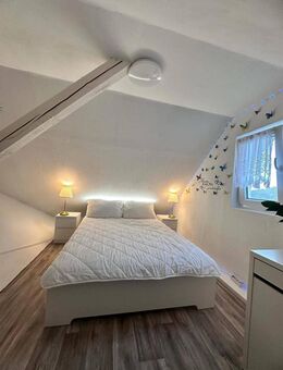 Perfekte Single- oder Studentenwohnung in ruhiger Lage – Schöneck-Kilianstädten - Schöneck