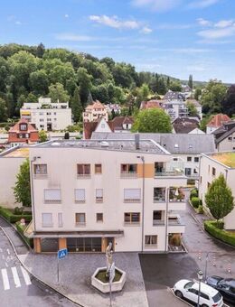 Weingarten-Zentrum: Neuwertige 2-Zimmer-Wohnung mit Balkon - Weingarten