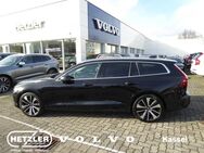 Volvo V60, Kombi Plus Bright B4 Diesel EU6d HarmanKardon, Jahr 2022 - Kassel