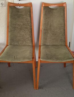 4 Stühle Holz zu Verschenken - Iserlohn