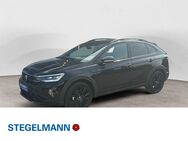 VW Taigo, 1.5 l TSI OPF R-Line, Jahr 2022 - Detmold