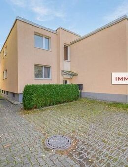 IMMOBERLIN.DE - Toplage! Exquisite Wohnung mit ruhigem Südwestbalkon & Pkw-Stellplatz - Berlin