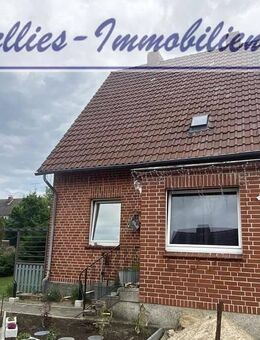 Einfamilienhaus mit Nebengbäude - Schnega