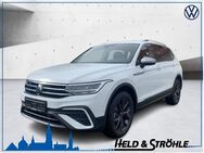 VW Tiguan, 1.5 l TSI Allspace Life, Jahr 2022 - Ulm