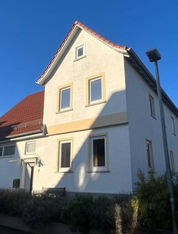 Renoviertes, gepflegtes Einfamilienhaus mit Flair, mit Scheune u. Ausbaupotenzial in Dettingen-Teck - Dettingen (Teck)