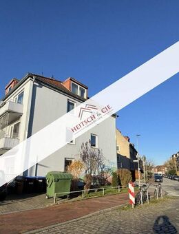 Vermietete Wohnung mit 2-Zimmern und Süd-West Balkon im 2.OG zu verkaufen! - Lübeck
