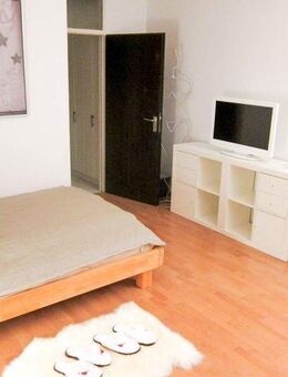 Charmantes City-Apartment mit Balkon in Top-Lage - kompakt & komfortabel - München