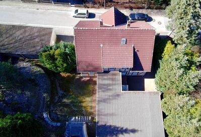 Großzügiges Zweifamilienhaus mit Garage, Werkstatt und Ausbaupotenzial