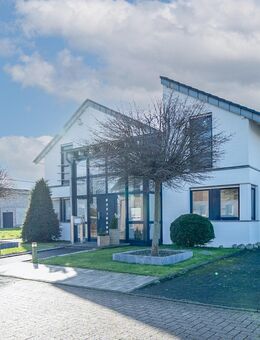 Exklusives Einfamilienhaus in Heinsberg - Lieck: Luxus, Komfort und nachhaltige Energie vereint! - Heinsberg
