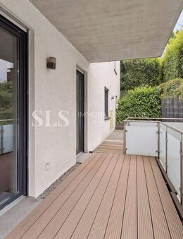 Repräsentative Eigentumswohnung mit Balkon, Terrasse und Tiefgarage direkt am Rosengarten - Recklinghausen