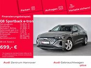 Audi Q8, Sportback advanced 50 quattro, Jahr 2023 - Hannover