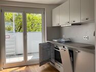 Helle Neubau 3-Zimmer-Wohnung mit Echtholzparkett, Einbauküche, großem Balkon und TG-Stellplatz - Amberg Zentrum