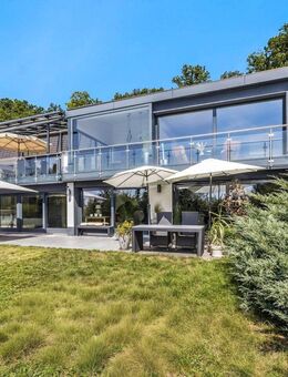 HOCHWERTIGES WOHNANWESEN IN BESTLAGE MIT PANORAMABLICK - Sindelfingen