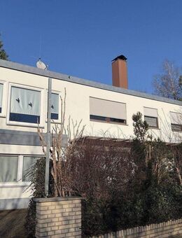 Wohnglück für die ganze Familie: Einfamilienhaus mit Einliegerwohnung, Traumgarten & Top-Anbindung! - Burgthann