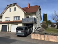 massive gebautes Einfamilienhaus-DHH mit Garage und Garten - Karsbach
