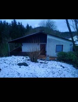 Kleines Einfamilienhaus auf 2 Etagen - Geroldsgrün