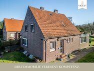 Schortens (Roffhausen): Einfamilienhaus mit Potenzial auf großem Erbpachtgrundstück! - Schortens