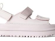 UGG K GOLDENGLOW Badesandale, Sommerschuh, Poolslides, Plateauabsatz, mit Klettverschluss