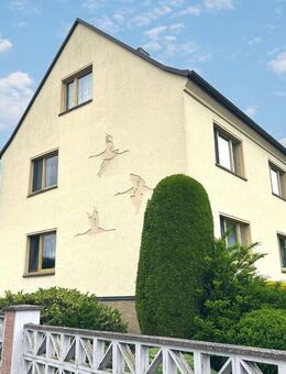 Charmantes Zweifamilienhaus mit viel Potenzial - Borna