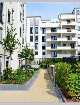 Urbaner Wohnkomfort im Nordend: stilvolles Apartment mit Sonnenbalkon - Frankfurt (Main)