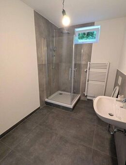 Erstbezug nach Sanierung: 2-Zimmer-Wohnung mit Terrasse & Stellplatz in Künzelsau - Künzelsau