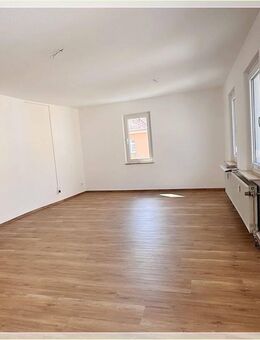 ~~ Nbg-Johannis! Frisch renoviert zum Einzug bereit! Großzügige Wohnung in beliebter Lage - Nürnberg