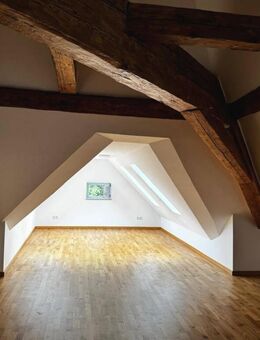 [] biburg [] kloster [] 2 raum wohnung im dg [] aufzug [] offene küche [] ebk mgl. [] stellplatz [] - Biburg