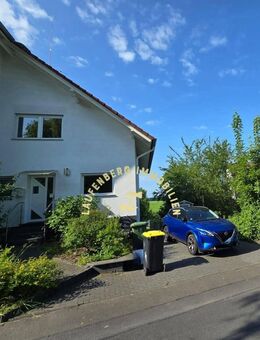 Geräumige Doppelhaushälfte mit unverbaubarer Weitsicht in idyllischer Höhenlage von Eitorf-Stein - Eitorf