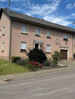 Großes Haus mit 6 Schlafzimmer, Garage,Werkstatt und Stall direkt an der Grenze Luxemburg - Perl