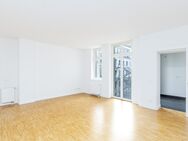 Extravagante 3-Zimmer-Wohnung mit 2 Balkonen - Berlin