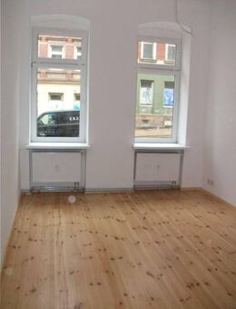 nette Mieter gesucht ! MiT Holzdielung - 3 Zimmer- MIT BaLkoN - Chemnitz