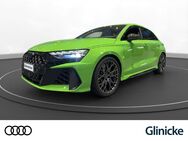 Audi RS3, Sportback SAGA Carbon Schalensitz, Jahr 2022 - Minden (Nordrhein-Westfalen)