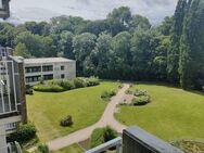 Stilvolle 2-Zi-Wohnung mit gehobener Innenausstattung, 2 Balkonen und neuer EBK (Siemens) - Aachen
