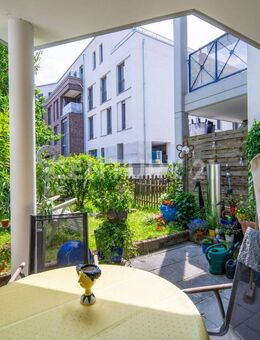 Gemütliche Erdgeschosswohnung im schönsten Taunus, kleiner Garten, 2 Tiefgaragen-Stellplätze - Hofheim (Taunus)