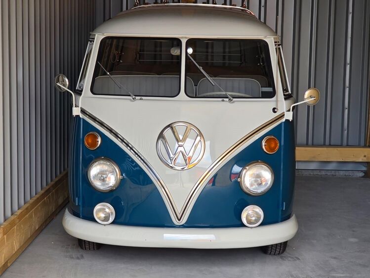 VW T 1 Samba Original in Deutschland gebaut Restauriert mit Zertifikaten - Wedel