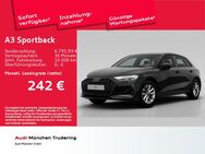 Audi A3, Sportback 30 TFSI Schaltgetriebe, Jahr 2022 - München