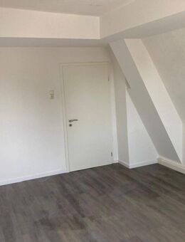 3,5 Zimmer Wohnung 74 Qm NEU Renoviert in Augsburg Innenstadt Wertachstrasse - Augsburg