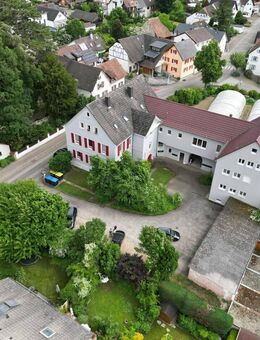 Mehrfamilienhaus mit 11 vermieteten Wohneinheiten in Vögisheim (bei Müllheim) - Müllheim