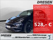 Tesla Model Y, Performance On Stock AWD Autopilot Sportpaket, Jahr 2023 - Mönchengladbach