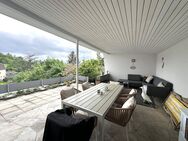 Aussichtslage mit 3 Wohneinheiten! Mit dem Ausblick wird man täglich belohnt! ZZgl. 2 Garagen - Esslingen (Neckar)