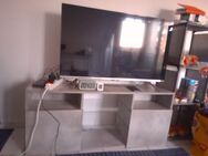 Kommode mit LED-Beleuchtung und Fernseher zu verkaufen - Wesel