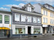 Kompaktes Wohn-/Geschäftshaus mit kleiner Innenhof-Oase in zentraler Lage von Wermelskirchen - Wermelskirchen