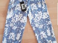 NEU mit ETIKETT * 50er Jahre Rockabilly * Karibik * Blumen * Blüten * Flower Dreiviertel * Capri *  Hose "Just Cavalli" Gr. 34/ XS * jeans * rauch- blau * serenity * cremè- beige * - Riedlingen